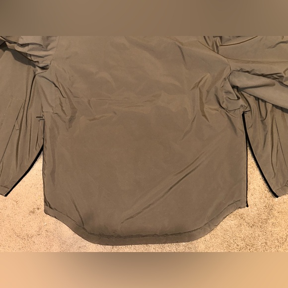 Abercrombie & Fitch Men’s Puffer YPB Jacket - Picture 13 of 16